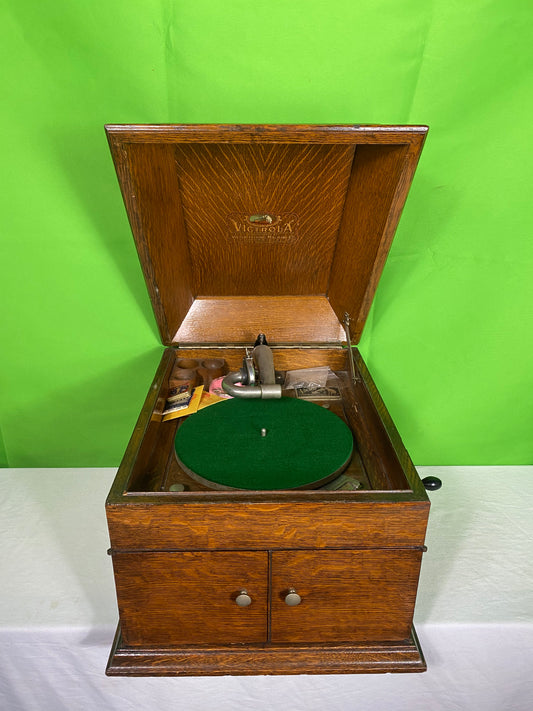 Antique Victor Victrola Oak Table Top Phonograph Circa 1910