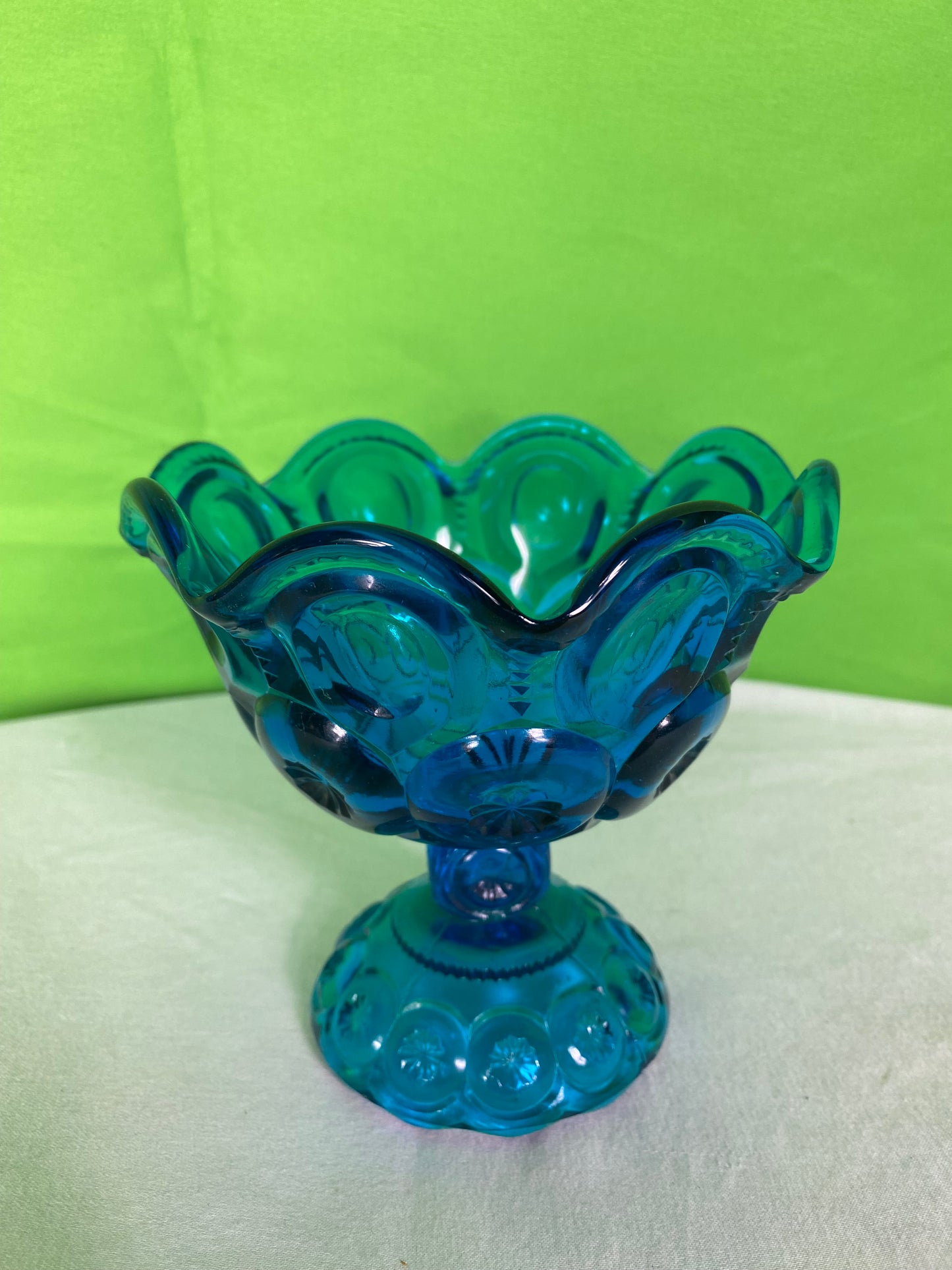 LE Smith Glass Moon And Stars Blue Round Ruffled Compote