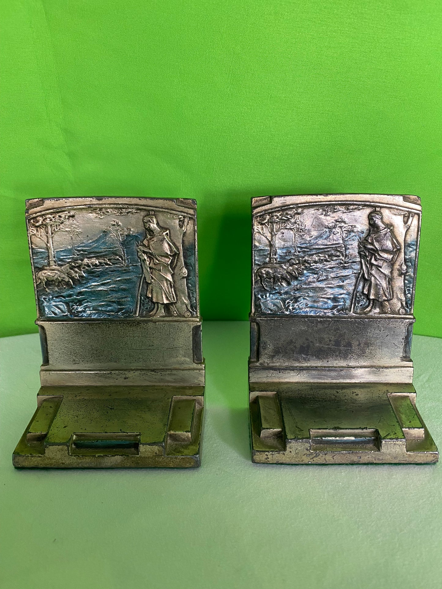 "The Shepherdess" Vintage Bookends Pompeian Bronze Co 1925