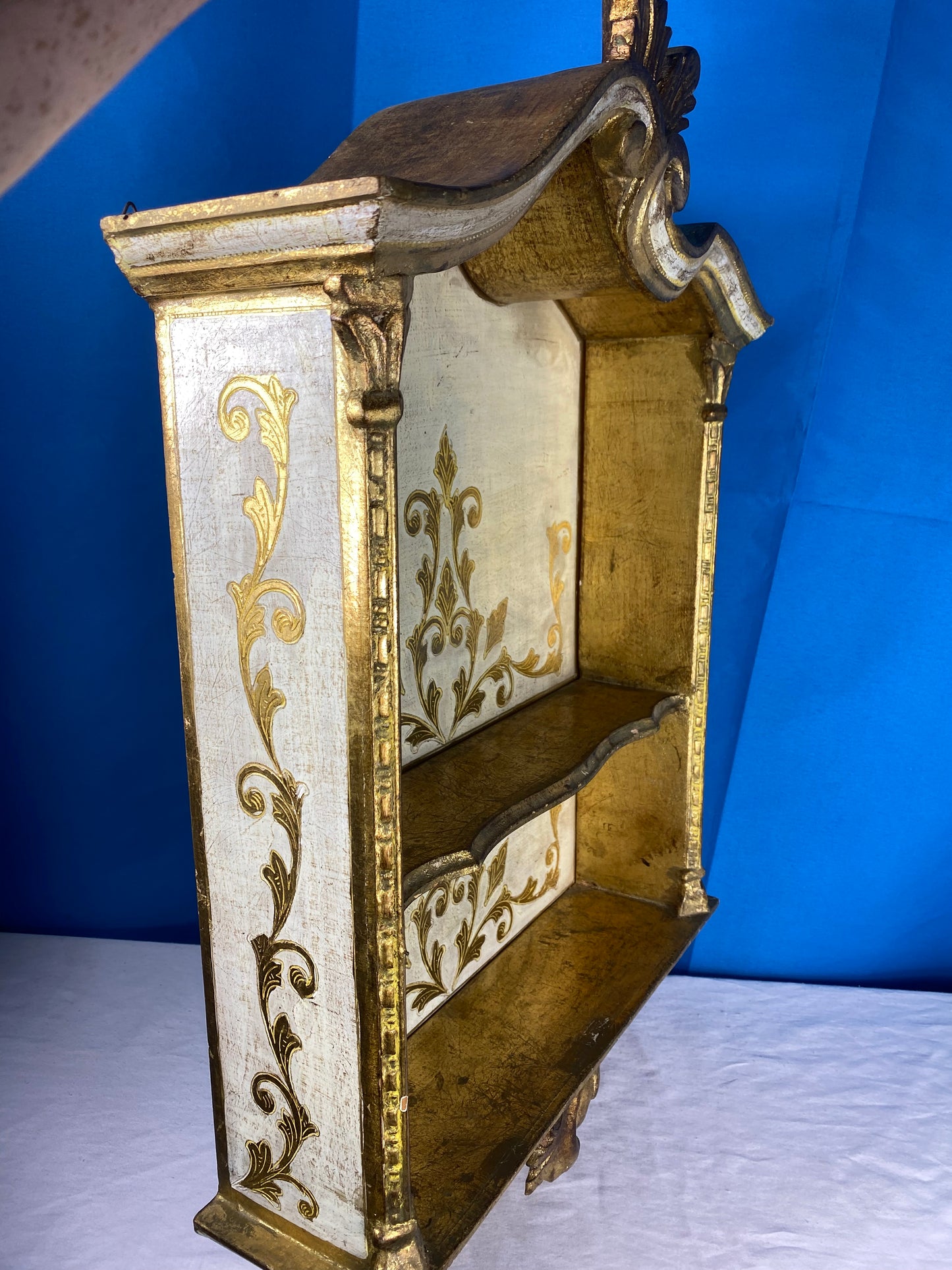 Vintage Gold Gilded Florentine Wood Wall Shelf / Curio Cabinet from Italy