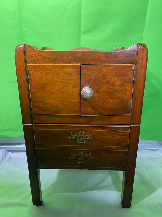 18th C. Georgian Bedside Table