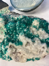 Load image into Gallery viewer, Large 4” X 4” Dioptase W/ 3 Other Green-Blue Specimens

